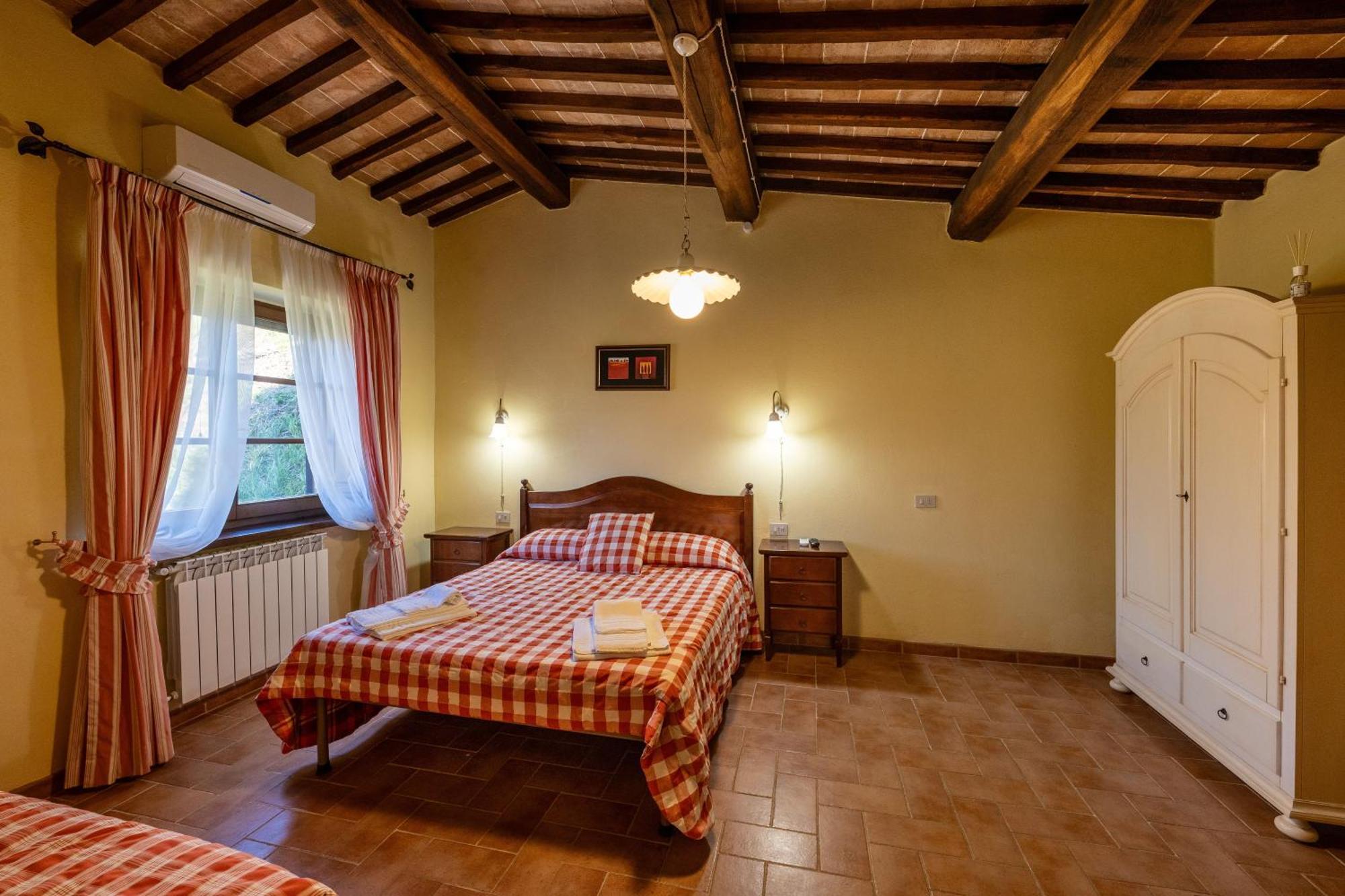 Agriturismo Fraschetta Montalcino Buitenkant foto