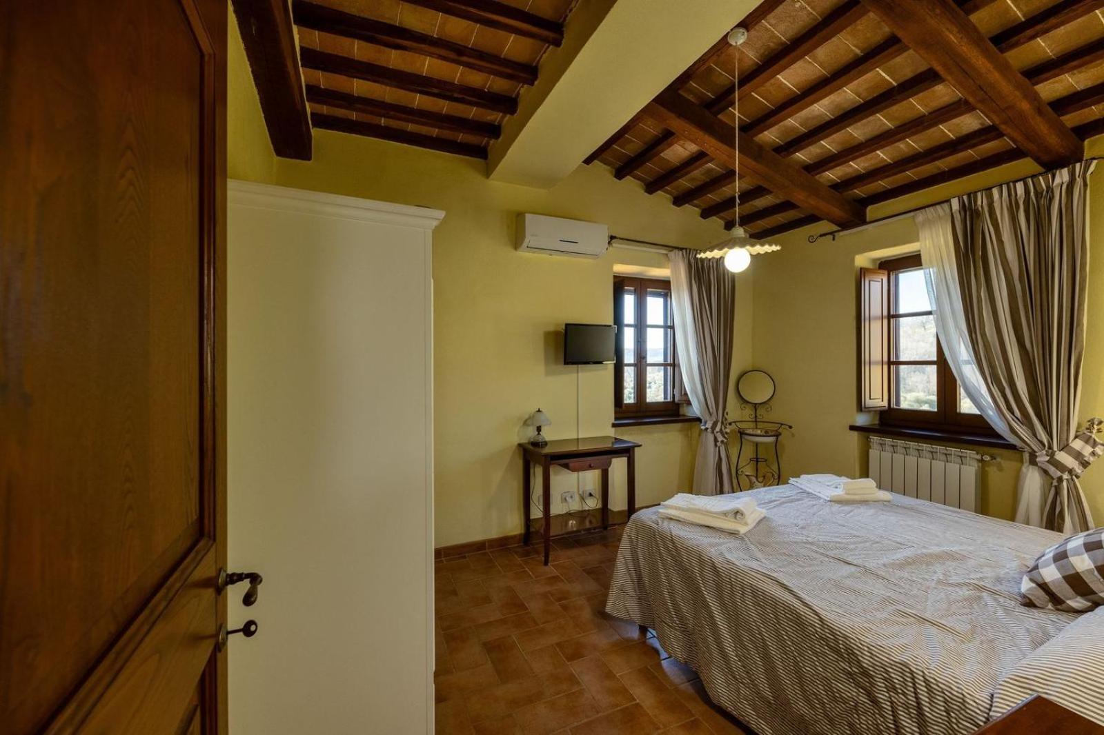 Agriturismo Fraschetta Montalcino Buitenkant foto