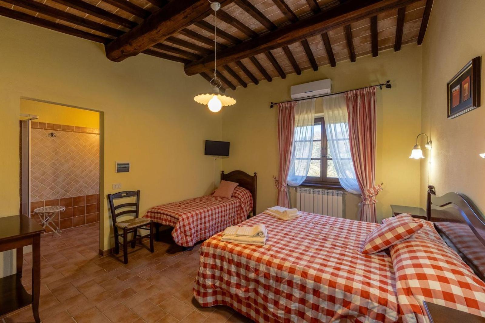 Agriturismo Fraschetta Montalcino Buitenkant foto