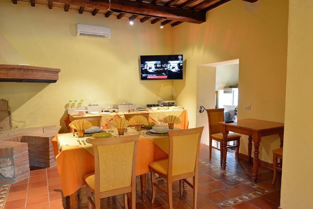 Agriturismo Fraschetta Montalcino Buitenkant foto
